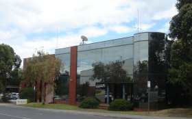 WiNRADiO Building